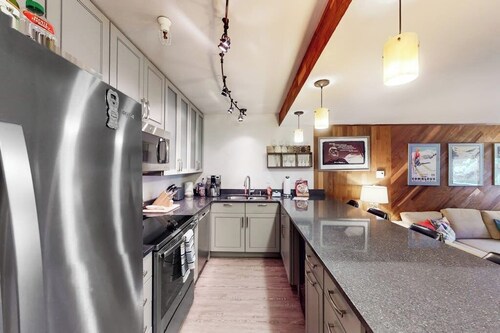 Dog-friendly Ski-in/out Condo at Mt. Alyeska Base