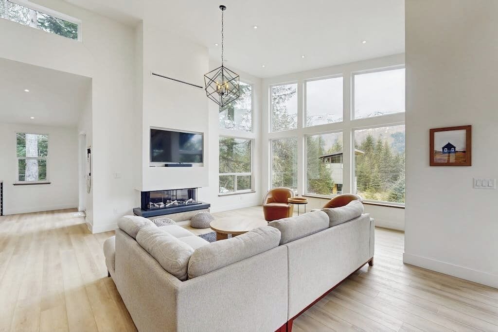 Talo (4 Bedrooms) | Sisätilat