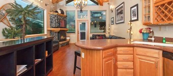 Contemporary Girdwood Townhome Across From Alyeska