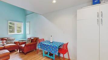 House (0 Bedroom) | Interior