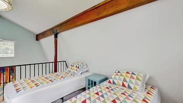 House (0 Bedroom) | Interior