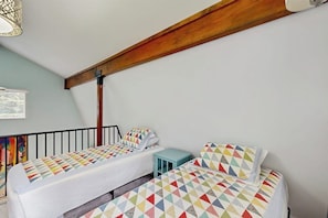 House (0 Bedroom) | Interior