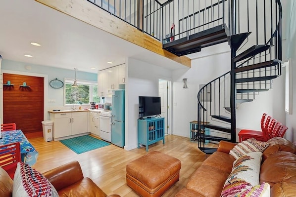 House (0 Bedroom) | Interior