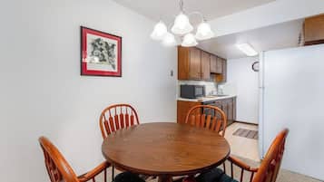 Apartment (1 Bedroom) | Interior