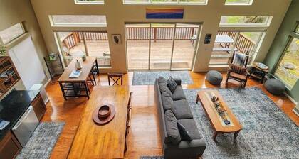 Girdwood Lodge w/ Sauna, Near Alyeska Resort