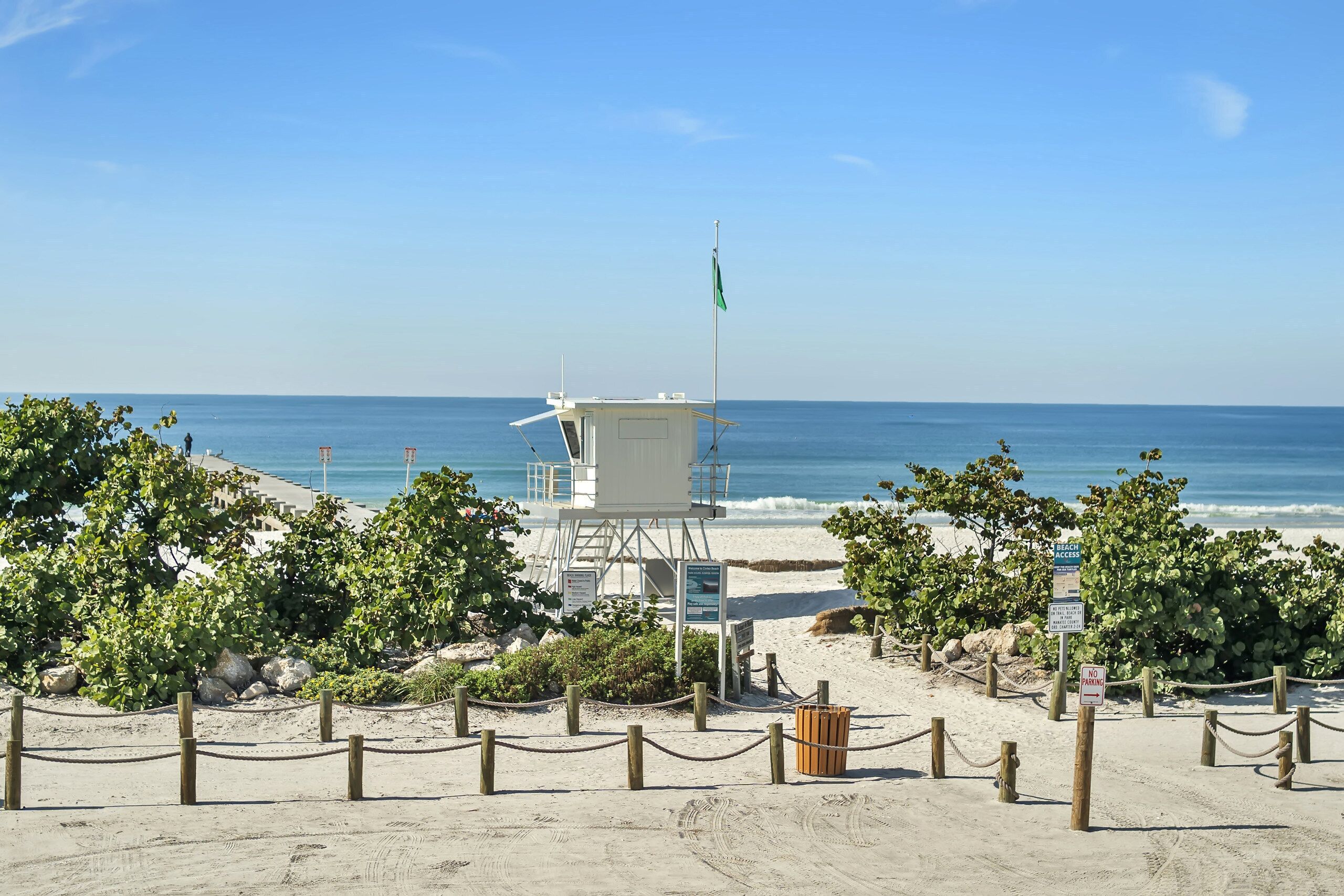 Sun loungers, beach towels