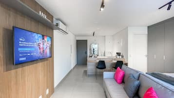 Studio | Living area
