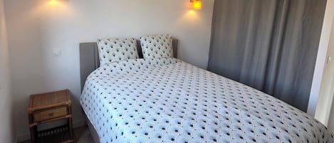 4 slaapkamers, internet, beddengoed