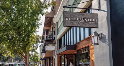 Paso Park Suites by Avantstay Park-view Balcony Downtown Paso Robles