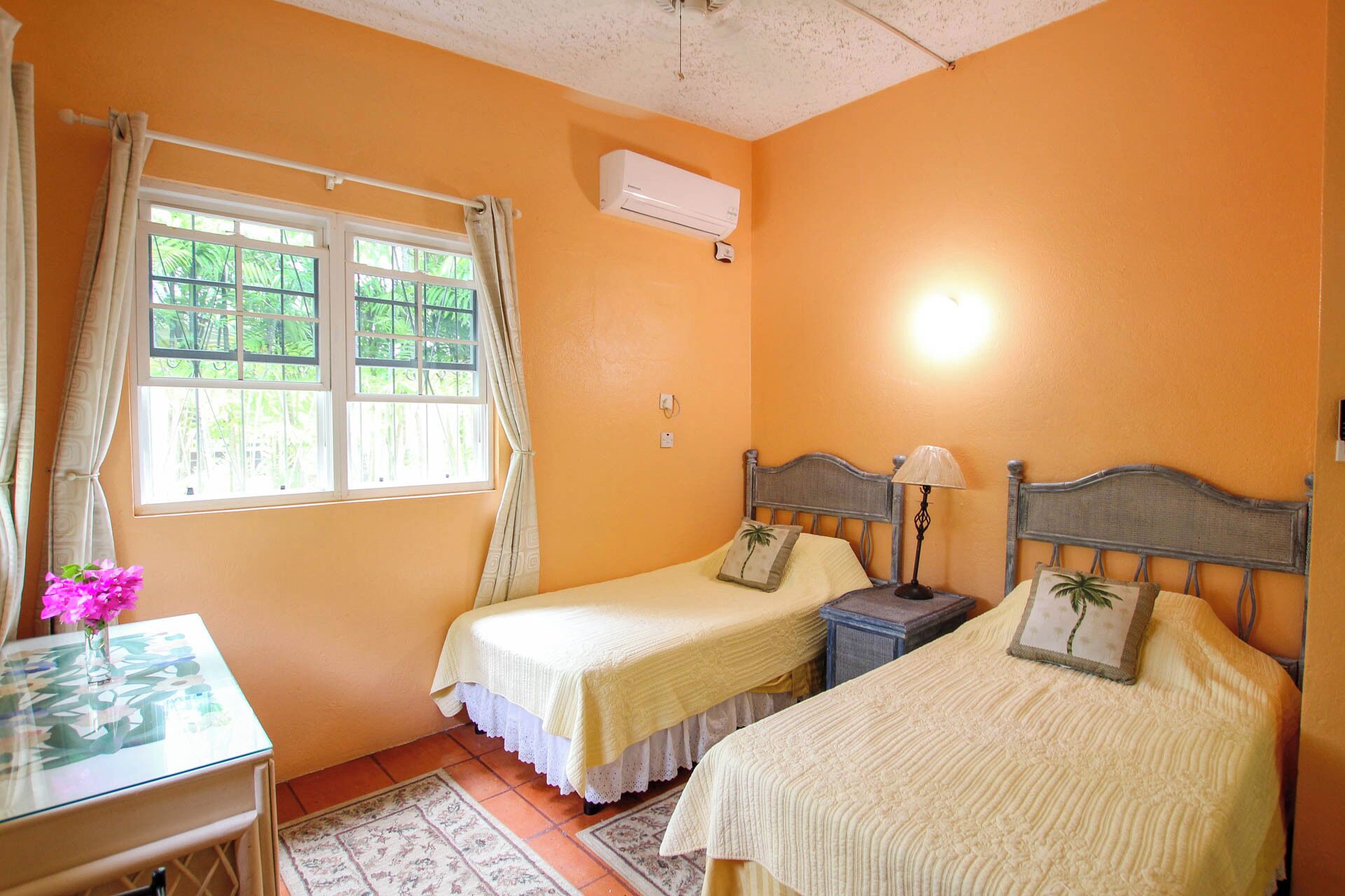2 habitaciones y ropa de cama 