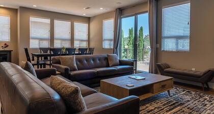 Westside Riley House by Avantstay BBQ Deck + Game Lounge Wine Country