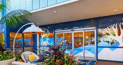 Anaheim | Family Disney Retreat | Pool + Parks | 2BR Preferred View