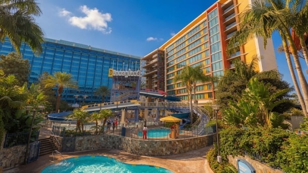 Pool - Anaheim | Family Disney Retreat | Pool + Parks | 2BR Lock-Off Preferred View (Anaheim)