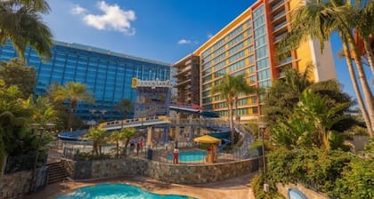 Anaheim | Family Disney Retreat | Pool + Parks | 2BR Lock-Off Preferred View