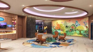 Lobby - Anaheim | Family Disney Retreat | Pool + Parks | 2BR Lock-Off Preferred View (Anaheim)