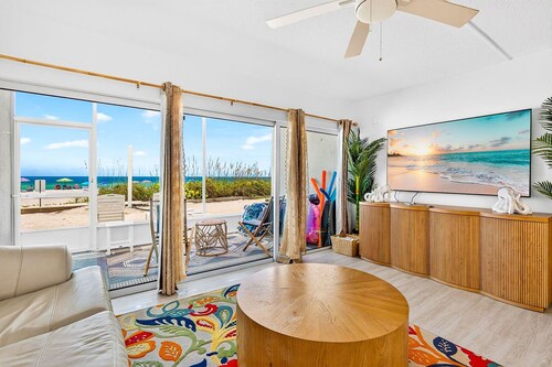Beachfront · Heated Pool · King Bed
