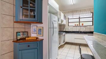 Basic Apartment | Private kitchen