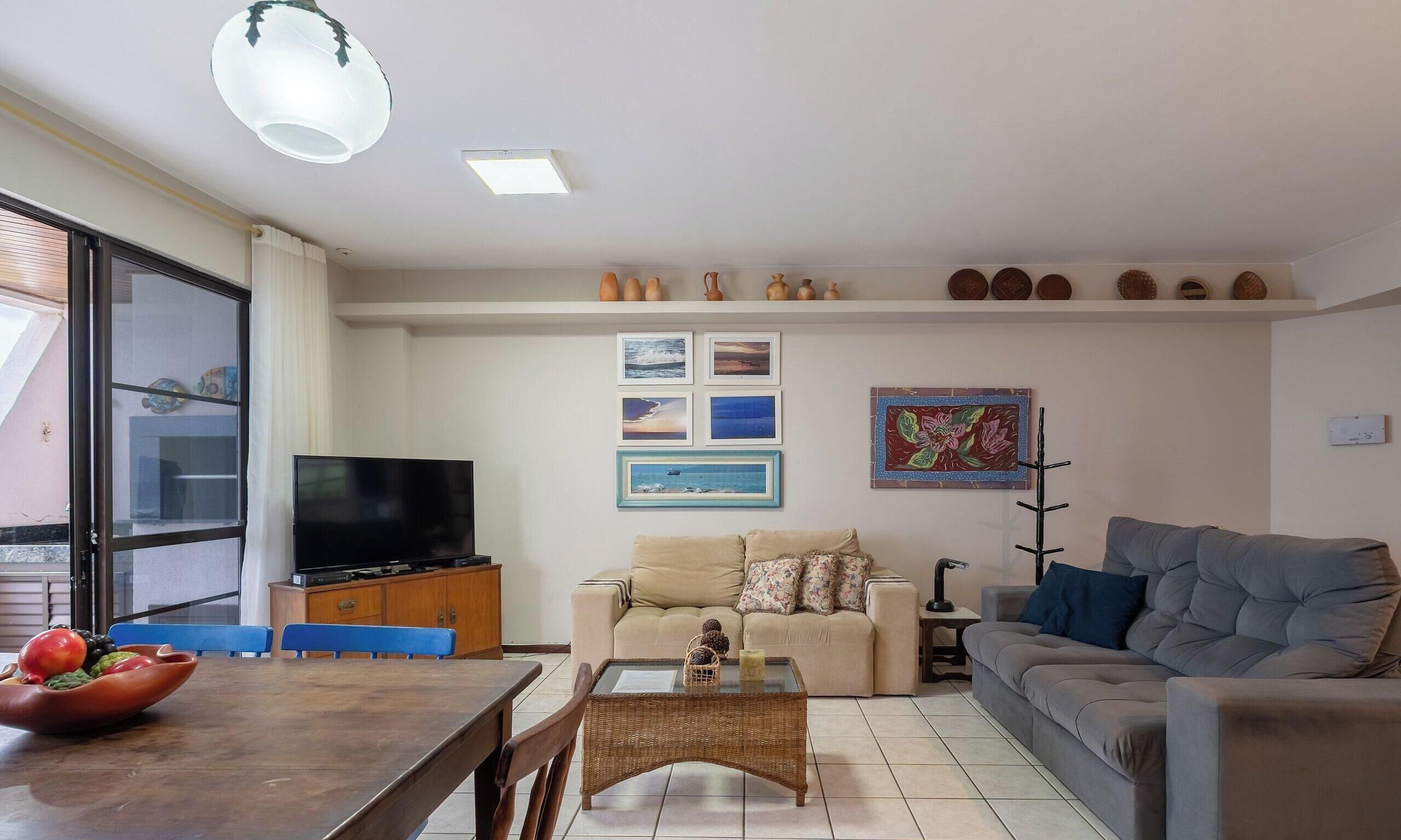 Basic Apartment | Living area | 40-inch TV with digital channels