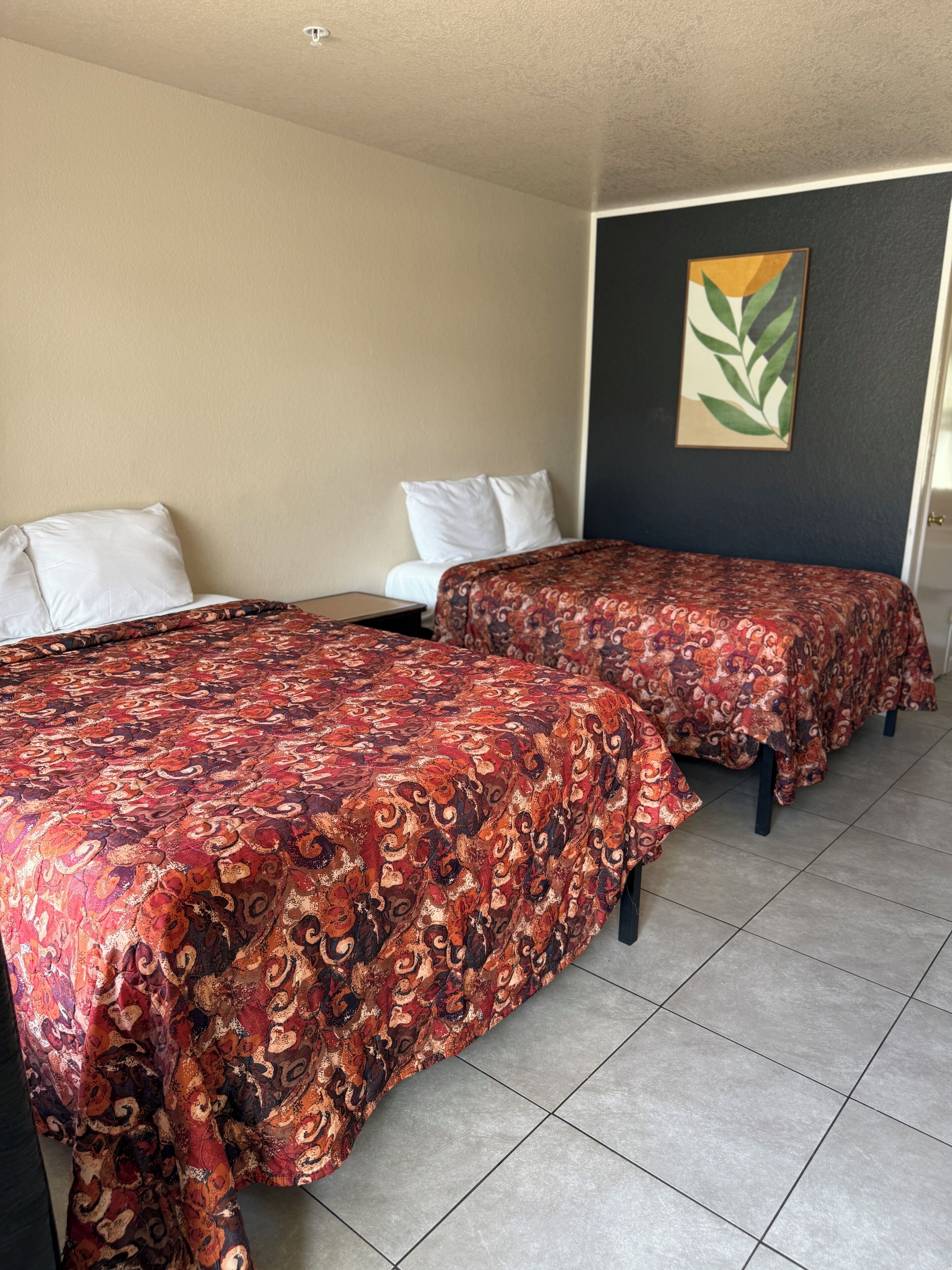 Standard Double Room | WiFi (free)