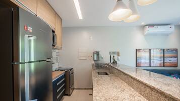 Basic Apartment | Private kitchen