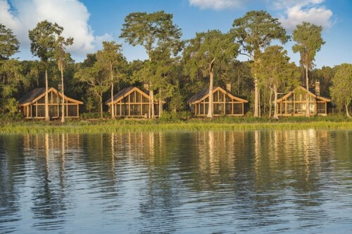 Orlando | Cozy Lodge Retreat | Pool + Resort