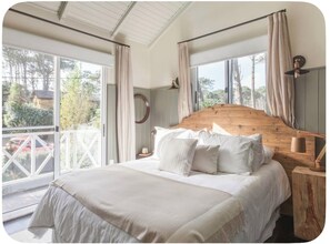 Unclassified image, 5 of 55, button - Casa Gema – Elegant family villa in Montoya, La Barra, Punta del Este. Sleeps 12 (Manantiales)