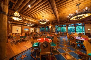 Dining - Orlando | Romantic Lodge Retreat | Pool + Resort (Lake Buena Vista)