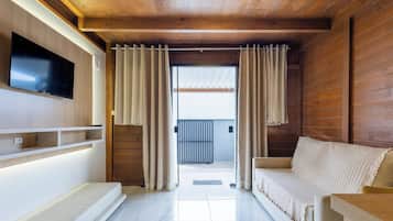 Basic Chalet | Living area | 40-inch Smart TV with digital channels