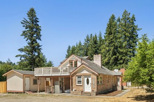 Redmond Country Retreat | 3BR 2BA Near Woodinville & Seattle
