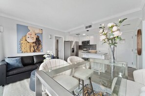 Smart TV - Penthouse With Epic Views (Orlando)