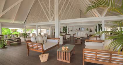 Diamonds Athuruga Maldives Resort and SPA