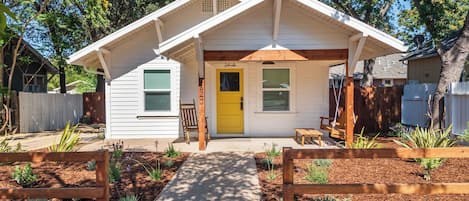 House (2 Bedrooms) | Front of property