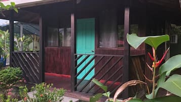 Standard Triple Room | Exterior detail