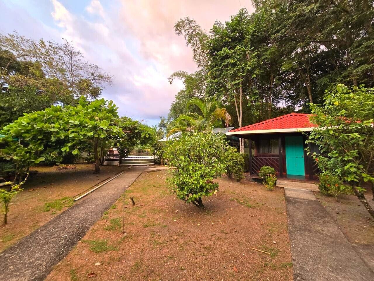 Standard Quadruple Room | Exterior