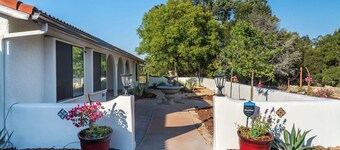 Na Hoku Ranch by Avantstay Spanish Hacienda + Spa + Court 5.5 Acres Near Paso
