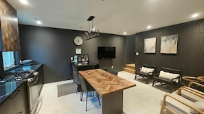 Family Apartment | Private kitchen - Modern & stylist house in Toronto (Toronto)