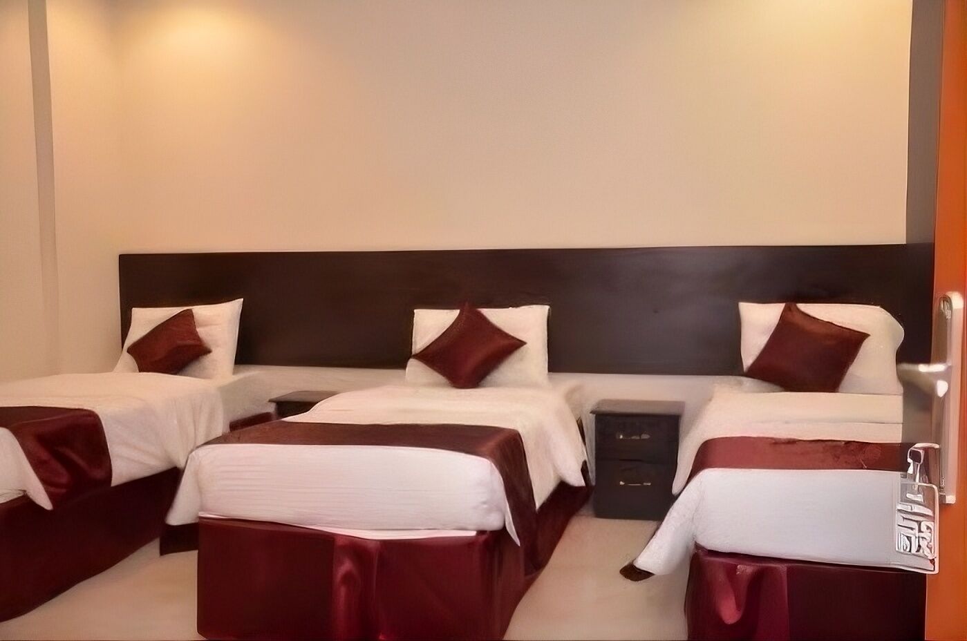 Classic Triple Room | WiFi (free)