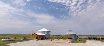 Grain Bin and outdoor bar with countryside views, cows, & beautiful Iowa scenery