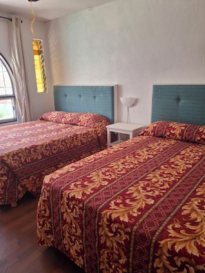 Basic Apartment, Balcony, Pool View - HOTEL LAS DUNAS (Ensenada)