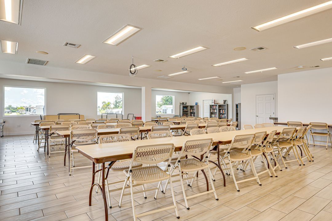 Meeting facility