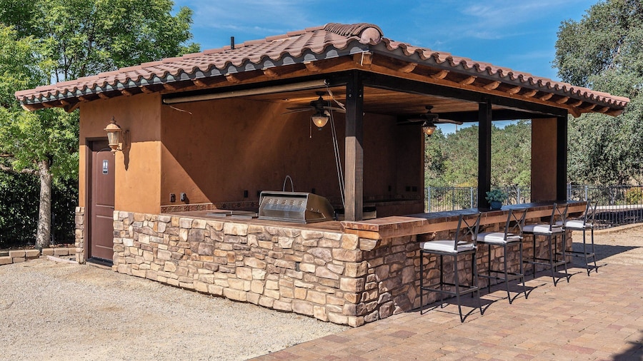 Mira Vista Vineyard Estate by Avantstay Infinity Pool 82-acre Estate