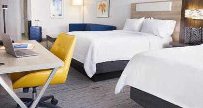 Holiday Inn Express Dixon By Ihg