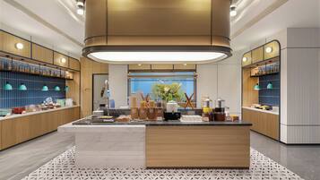 Free daily buffet breakfast