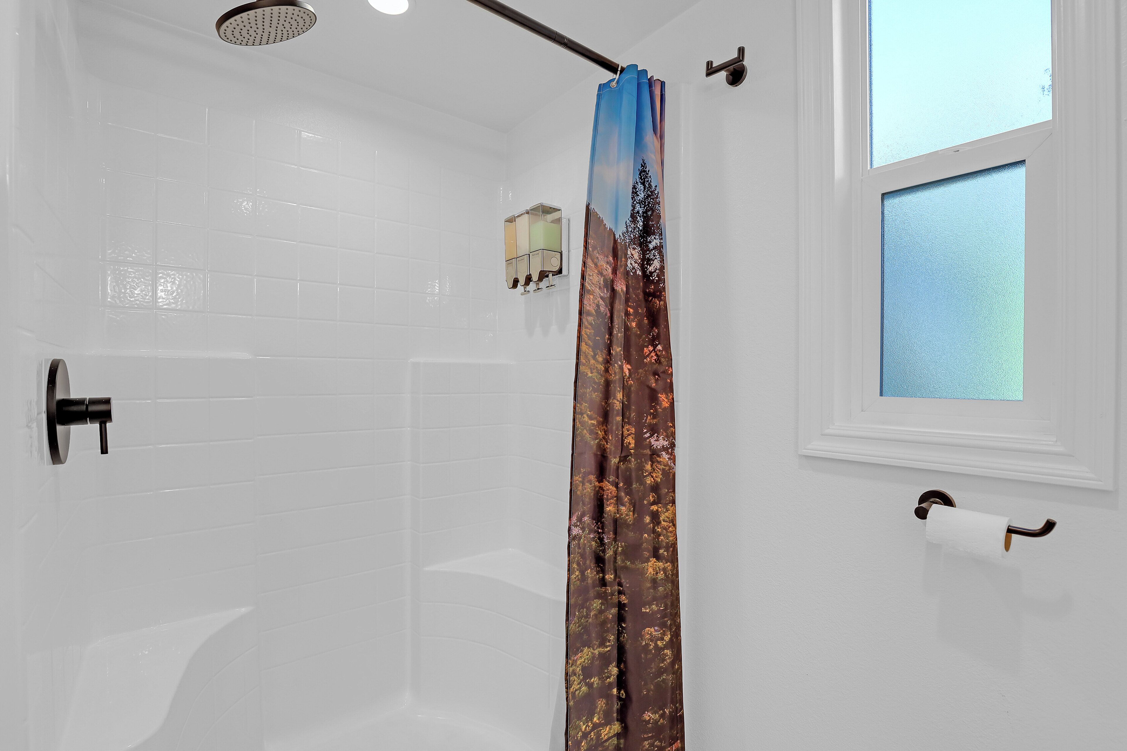 Cabane Familiale, patio, vue montagne | Salle de bain