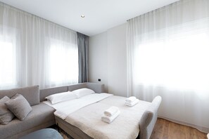 1 chambre, fer et planche à repasser, Wi-Fi gratuit, draps fournis