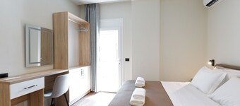 Lumora Living Modern Apartment • Free Parking