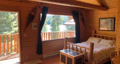 Small Waterfront Cabin on Little Lac Des Roches… pet friendly… moorage available