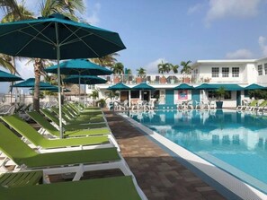Pool - P15 - Waterfront, ground level duplex with Cabana Club (Key Colony Beach)