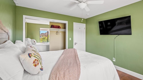 Hacienda Buena Vida by Avantstay Gated Casita + BBQ Courtyards Wine Country