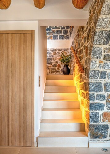 Stone horizon villa